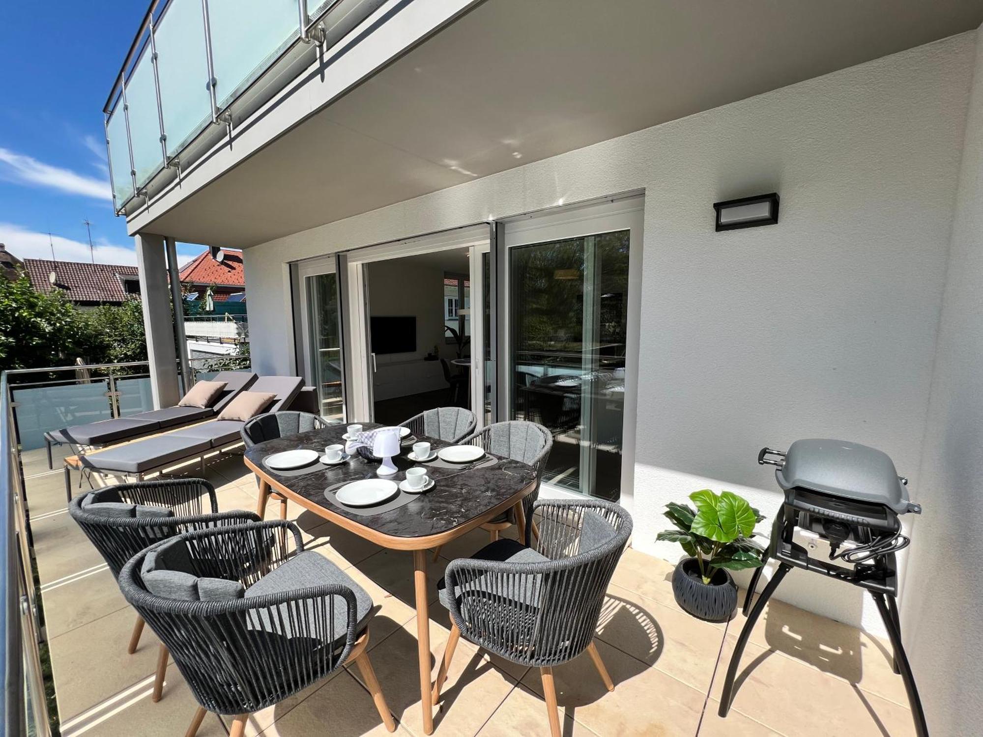Neues Seeapartment Uberlingen Exterior photo